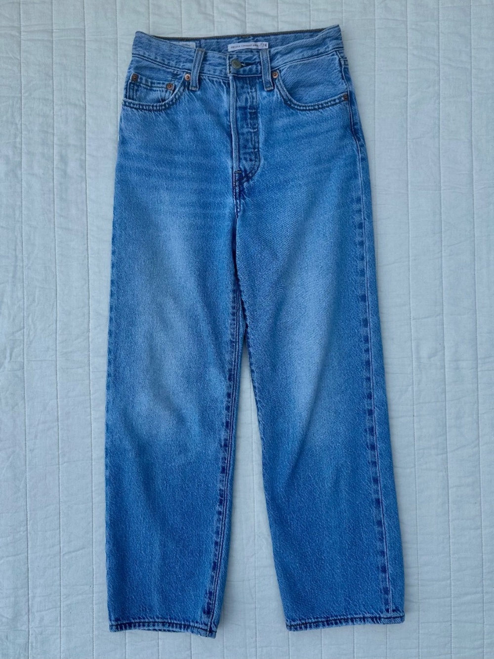 Levi's Ribcage Straight Ankle Jeans | Light Wash | Size 24 | Button Fly